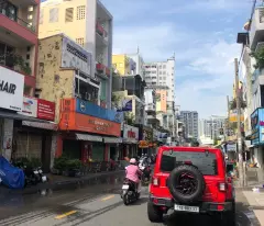 ..Bán Nhà MTKD Ngay Trần Bình Trọng-Cao Đạt Ngang hiếm6,6m 3Tầng Kiên Cố Nhỉnh18Tỷ