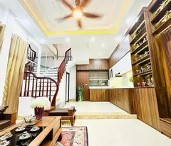 NGUYỄN KHANG 45m2 - 6.85 tỷ - 50m Ra OTo - Ngõ Nông Thông Thoáng - Dân Trí Cao