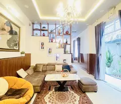 TÔ KÝ TRUNG TÂM Q12 100M2 - GARA Ô TÔ - MT 5M - 3 NGỦ - GIÁ NHỈNH 5 TỶ