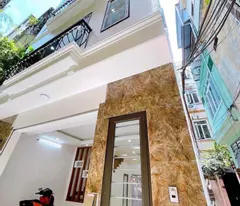 TÒA NHÀ CCMN HOÀNG QUỐC VIỆT – TRUNG TÂM CẦU GIẤY – VÀI BƯỚC RA PHỐ – 9 PHÒNG KHÉP KÍN – LÔ GÓC 3