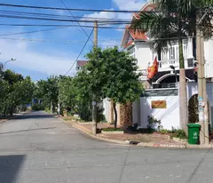 Bán gấp lô đất cho con đi học ngay Chợ Bến Cát 5x30,sổ sẵn giá 1 tỷ xxx