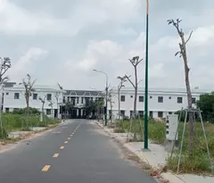 Bán Nhà Đất Gần Khu Công Nghiệp Vsip 2 , Giá Rẻ Bến Cát Bình dương 
Diện Tích 100m2 Giá 1.3 tỷ