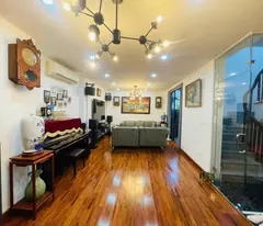 Bán nhà Phố Phùng Chí Kiên – 80m2 x 7 tầng – Mặt tiền 8m bề thế - Ô tô qua nhà - Thang máy