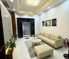 BÁN GẤP PHÙNG CHÍ KIÊN 40m2  - NHỈNH 6 Tỷ - NGÕ NÔNG - LÔ GÓC - AN SINH CAO.