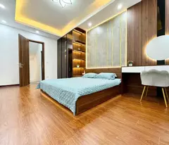 BÁN GẤP PHÙNG CHÍ KIÊN 40m2  - NHỈNH 6 Tỷ - NGÕ NÔNG - LÔ GÓC - AN SINH CAO.