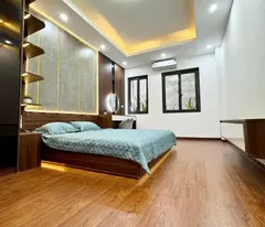 BÁN GẤP PHÙNG CHÍ KIÊN 40m2  - NHỈNH 6 Tỷ - NGÕ NÔNG - LÔ GÓC - AN SINH CAO.