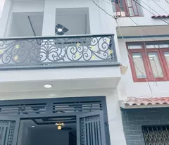 NHÀ 1/CHIẾN LƯỢC - HẺM XE TẢI - VỊ TRÍ KINH DOANH ĐA NGÀNH - 35M2 - 2 TẦNG 2PN - GIÁ 2.9 TỶ