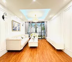 Bán nhà Hoàng Hoa Thám Ba Đình, 37m2, 6.9 tỷ