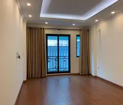 HOÀNG QUỐC VIỆT - PHÂN LÔ - 8 TẦNG - THANG MÁY - Ô TÔ VÀO NHÀ - NGÕ THÔNG - AN SINH ĐỈNH