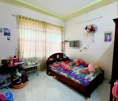 NGAY CHỢ TÂN HƯƠNG - NGUYỄN SUÝ - 36M2 - NHÀ 2 TẦNG 2PN - HẺM 4M THÔNG - SỔ VUÔNG VỨC - GIÁ CHỈ