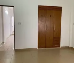 MẶT TIỀN CÁCH HẺM 15 M 
Ngang 3 x nở hậu 4.2 dài 23 m 
Xóm Chiếu giao Đoàn Văn Bơ Q4
79 TRIỆU M