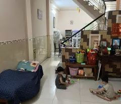 BÌNH THẠNH, NGUYỄN VĂN ĐẬU – HẺM XE HƠI THÔNG TỨ TUNG QUA CHỢ HOÀNG HOA THÁM, NGANG 4M, KHU DÂN CƯ