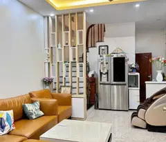 BÁN NHÀ ĐÔNG QUAN 40m2 - 6.6tỷ - NGÕ NÔNG - GIAO THÔNG THUẬN TIỆN - AN SINH ĐỈNH