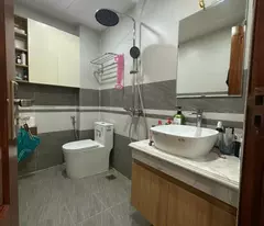 BÁN NHÀ ĐÔNG QUAN 40m2 - 6.6tỷ - NGÕ NÔNG - GIAO THÔNG THUẬN TIỆN - AN SINH ĐỈNH
