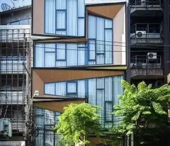 Building cỡ nhỏ – gần hồ Trúc Bạch - 217m2 – 11 tầng – Dòng tiền 7.2 tỷ/năm.