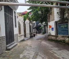 chỉnh chủ muốn bán nhà mới xây  mậu lương-nhà 4 tầng 40m2 chỉ nhỉnh 5 tỷ cách 5m  ra