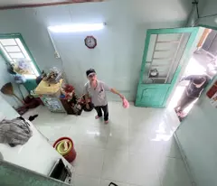 Mặt tiền hẻm Bến Vân Đồn- Hẻm trứớc nhà 4m Ngang 4 x 5 trệt lầu nhà C4 
hơn 1 tỷ Q4