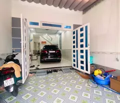 KẸT VỐN CẮT LỖ BÁN NHÀ 2 TẦNG Ô TÔ TRONG NHÀ LÊ VĂN KHƯƠNG CHỈ NHỈNH 5 TỶ.