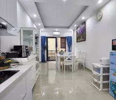Nhà Đội Cấn đẹp xách vali về ở ngay 35m 6 tầng mặt tiền 3,5m giá 7,5 tỷ ( thương lượng )