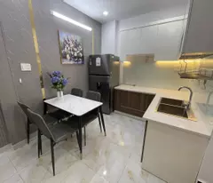 Đối diện Lotte Mart - Hẻm xe hơi quay đầu - DT 4 x 8.2m - BTCT 2 Lầu