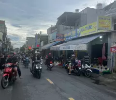 NHÀ (7x25m) MẶT TIỀN ĐƯỜNG HIỆP THÀNH 22, QUẬN 12 (MT CHỢ GIẢN DÂN)