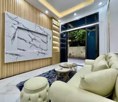 BÁN NHÀ TRUNG TÂM QUẬN CẦU GIẤY – NHÀ MỚI ĐẸP LONG LANH – NGÕ THÔNG – KINH DOANH NHỎ - 50M RA PHỐ
