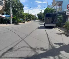 Bán Đất MẶT TIỀN 10M5, Gần 80m2, VŨ LĂNG, Lô Góc, chỉ hơn 2 tỷ