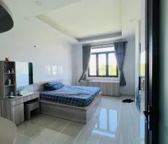 NHÀ HXH 2 lầu 3 phòng ngủ QUẬN 2