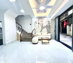 BÁN NHÀ 5 TẦNG ĐƯỜNG HOÀNG HOA THÁM, QUẬN BA ĐÌNH, Ô TÔ QUA CỬA, 2 MẶT TIỀN, FULL NỘI THẤT