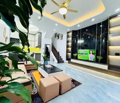 CẦN BÁN GẤP CĂN NHÀ YÊN HOÀ - NGÕ TRƯỚC NHÀ GẦN 3M - CÁCH PHỐ CHỈ VÀI BƯỚC CHÂN - NHÀ ĐẸP FULL NỘI