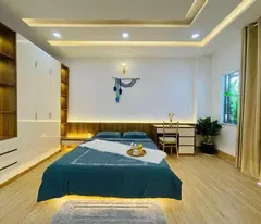 Bán nhà PHÙNG CHÍ KIÊN – 2 Thoáng – 10M ra oto đỗ - gần phố - full nội thất