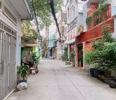 – Bán Nhà 2 Tầng,Cạnh Hẻm Xe Hơi, Cách Mạng Tháng Tám, Quận 10 – 42m² Chỉ Nhỉnh 4 Tỷ