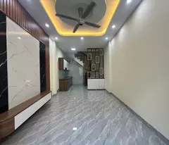 Thanh Lân cực gần phố 30m2, giá chào 4.3 tỷ có thương lượng.