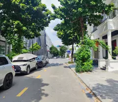 Cho thuê nhà Louis City, Lê Quang Đạo, 100m2, 5T, thang máy, điều hòa đầy đủ