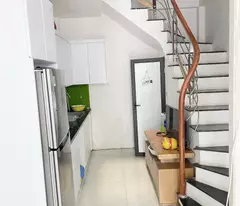 Bán nhà Ngọc Trục, 34m2 5 tầng, Ngõ thoáng, ô tô gần, ở ngay 4.95tỷ