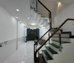 NGAY NGÃ TƯ 4 XÃ - TÂN HOÀ ĐÔNG - NHÀ 3 TẦNG MỚI - 42M2 - 3 PHÒNG NGỦ - HẺM ĐẸP THÔNG - SỔ NỞ HẬU