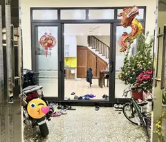 Nhà đẹp/ Nguyễn Ngọc Vũ/ Thanh Xuân/ 51m2 MT5m/ Ô tô