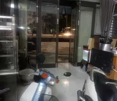 BAN NHÀ ĐƯỜNG NGÔ QUYỀN, KIỆT LỘ GIỚI 3M,  GẦN CHỢ, GẦN BIỂN, CAO RÁO, BÁN ĐẤT TẶNG NHÀ,
