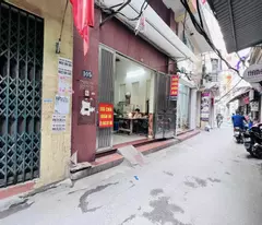 BÁN NHÀ TRUNG KÍNH_MẶT NGÕ THÔNG_ KINH DOANH SẦM UẤT_NGÕ TO_GẦN PHỐ_ DÂN XÂY CHẮC CHẮN.