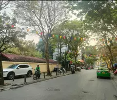 BÁN NHÀ NGUYỄN KHÁNH TOÀN 93 M VỊ TRÍ SIÊU ĐẸP