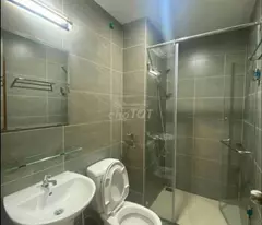 Bán căn hộ 2pn,2wc, 61m2, 2 ty1 , mặt tiền phạm thế hiển q.8