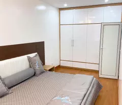 Bán nhà MP Nguyễn Chính, 5T, ô tô đỗ, hợp làm kinh doanh, thuê văn phòng, chỉ nhỉnh 4 tỷ