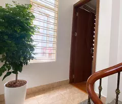 Bán nhà MP Nguyễn Chính, 5T, ô tô đỗ, hợp làm kinh doanh, thuê văn phòng, chỉ nhỉnh 4 tỷ