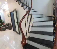 Bán nhà Vương Thừa Vũ 40m2 x 5 tầng sát phố - 2 mặt thoáng vĩnh viễn chỉ 5,2 tỷ