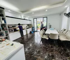 BÁN NHÀ 5T GẦN VIỆN HÀN LÂM, DT 97M2,  Ô TÔ TRÁNH VỈA HÈ, GARA Ô TÔ, 2 MẶT NGÕ, Ở/KINH DOANH VIP,