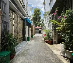 Bán nhà hẻm ô tô đường 39, phường Bình Trưng Tây Quận 2 _ gần chợ Nhóm. LH  0903034123