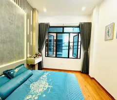 Bán nhà Khương Trung 40m2 x 5 tầng sát phố - 2 mặt thoáng vĩnh viễn chỉ 6.5 tỷ