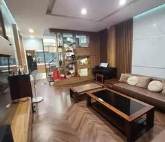 Phân lô - ô tô tránh- KD - phố Huỳnh Thúc Kháng- Q. Đống Đa - 52m 2 x MT rộng 4.6m x 6 tầng - 18