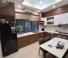 Phân lô - ô tô tránh- KD - phố Huỳnh Thúc Kháng- Q. Đống Đa - 52m 2 x MT rộng 4.6m x 6 tầng - 18