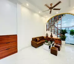 SIÊU HOT TẠI NGUYỄN KHANG - SIÊU ĐẸP VÀ HIẾM - NGÕ Ô TÔ - SỔ VUÔNG - GIÁ 10.5 TỶ